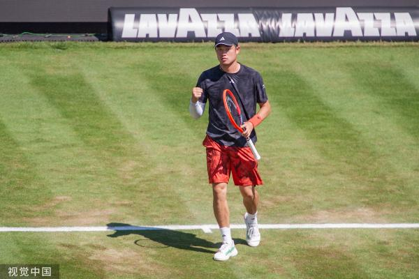 也展示了他 也展示了他